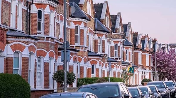 Roll of houses