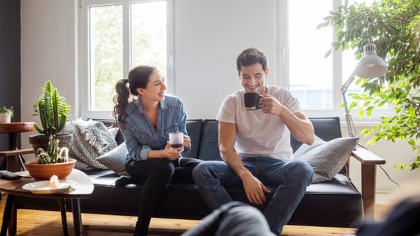 life cover - images - BANNER - couple on sofa - 730x411