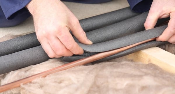 How to heat your home in winter - pipe insulation