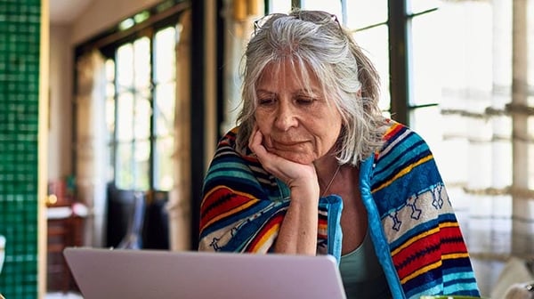 Women on laptop