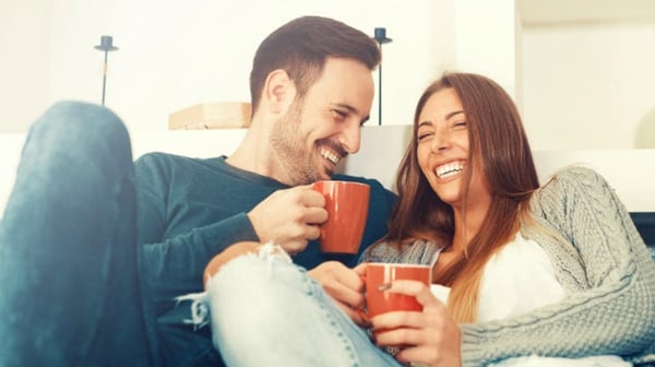 Young couple drinking coffee