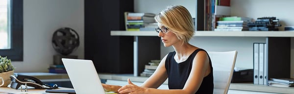 Women on laptop