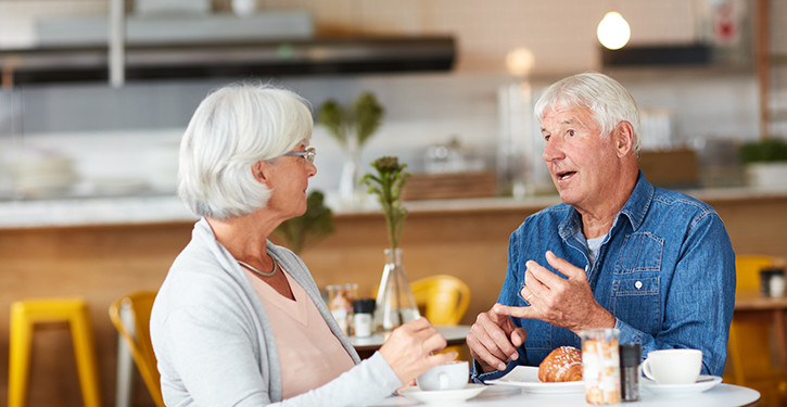 older-couple-chatting-over-breakfast_Article_Hero_Image 725x375