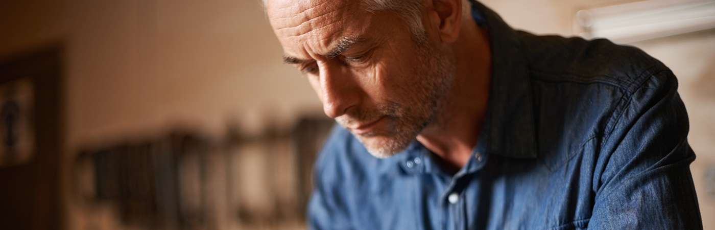 man-blue-shirt-1400x450.jpg