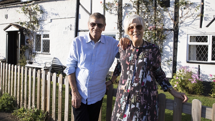 consumer - retirement - FB - IMAGE - nigel and jenny