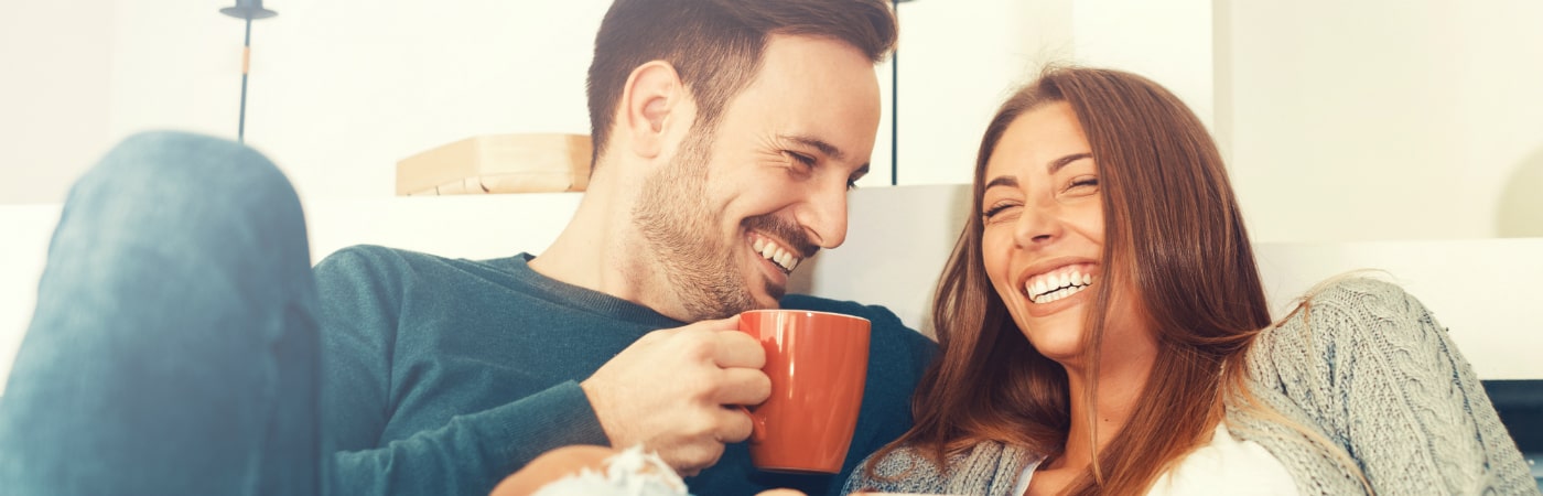 banner-couple-on-sofa-min.jpg