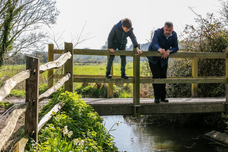 pooh sticks-childs-play-PFP