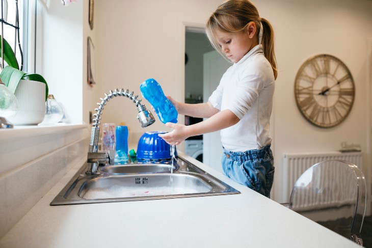 reusable bottle-school-for-thought-PFP